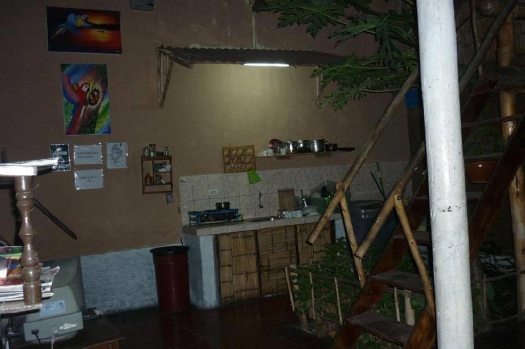 El Mochilero Hostel Trujillo Luaran gambar