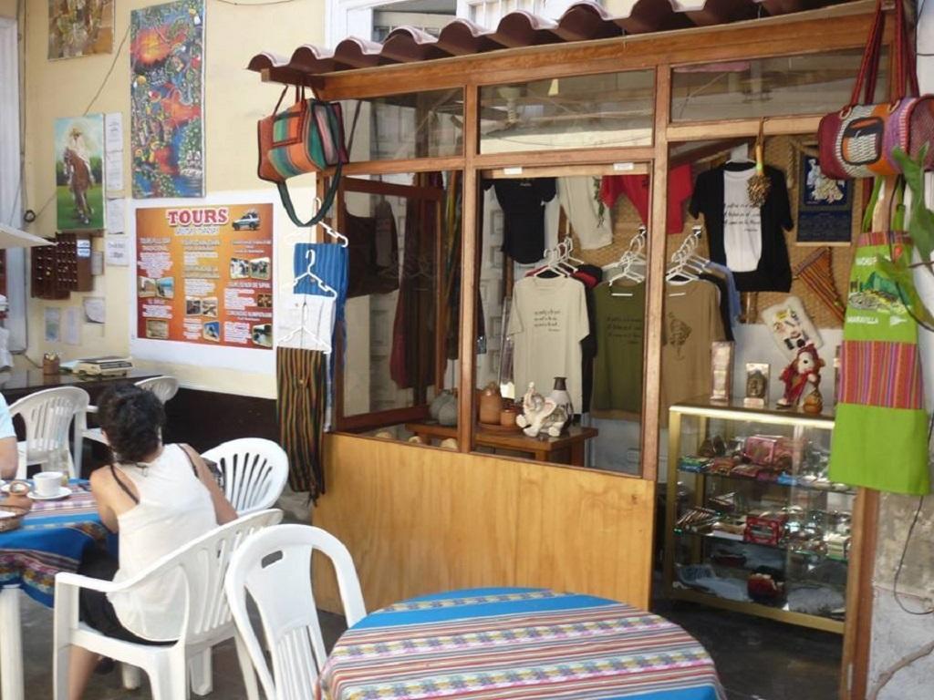 El Mochilero Hostel Trujillo Luaran gambar