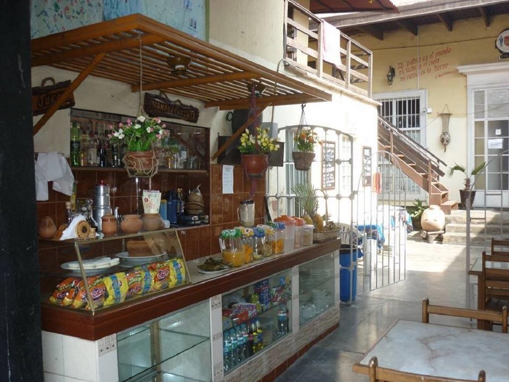 El Mochilero Hostel Trujillo Luaran gambar
